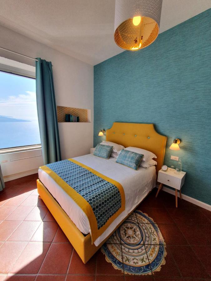 Bella Vista House-Sorrento Coast - Free Parking-Solarium Daire Vico Equense Dış mekan fotoğraf